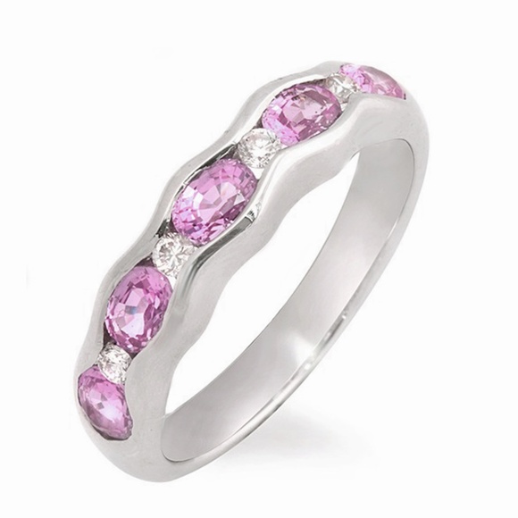 1.37 CT Pink Sapphire & 0.14 CT Diamonds 18K Ring